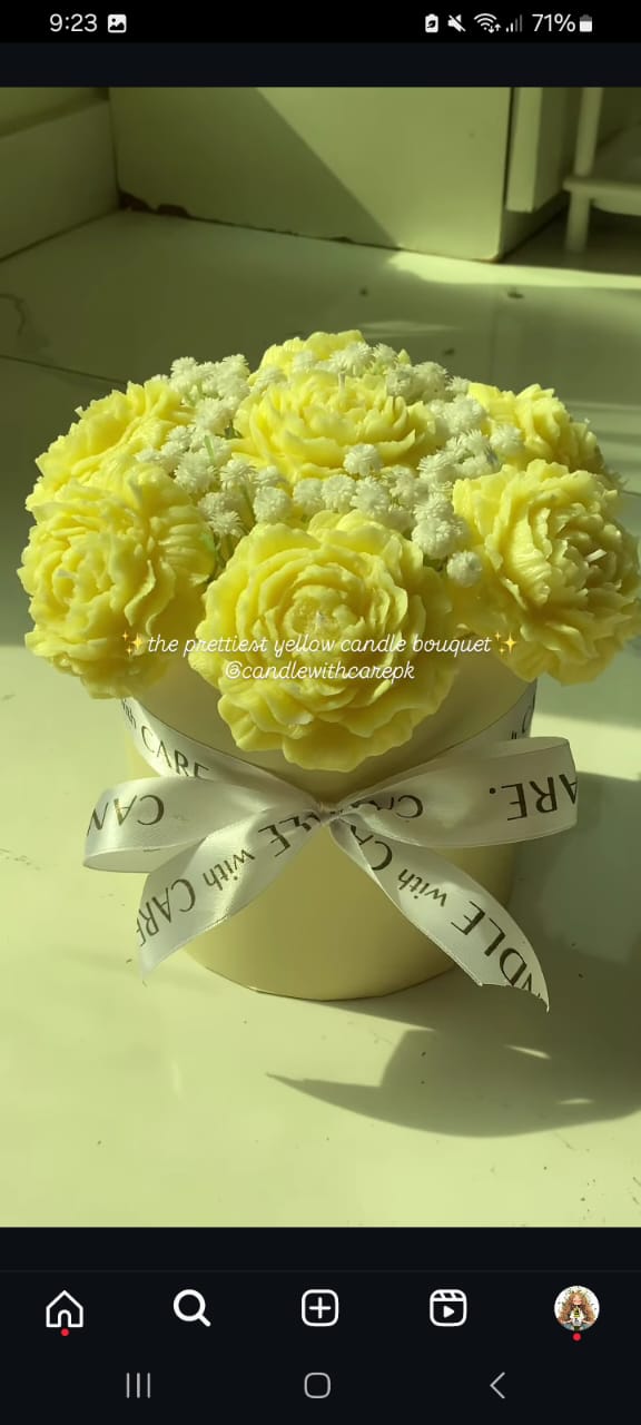 YELLO FLOWER CANDLE